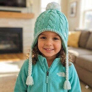 The North Face Mint Green Cable Knit Winter Hat Ear Flaps Fuzzy Lining - medium